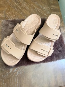 Women’s Shoes