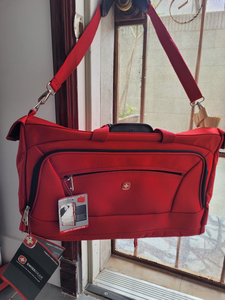  SWISSGEAR CARRY-ON  RED GARMENT BAG 🎒NEW 