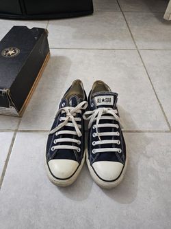 Converse Chuck Taylor All Stars (Size 10)