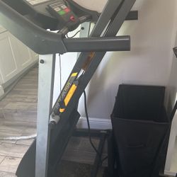 Treadmill 