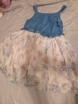 Size 6/7 Girls Calvin Klein