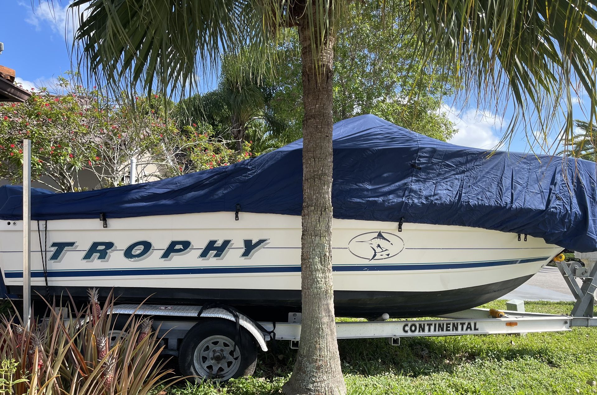 1996 Bayliner Trophy