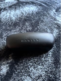 Black Sunglasses Case