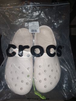 Womens Size 8 Crocs