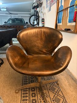 Restoration Hardware Devon swivel Chair