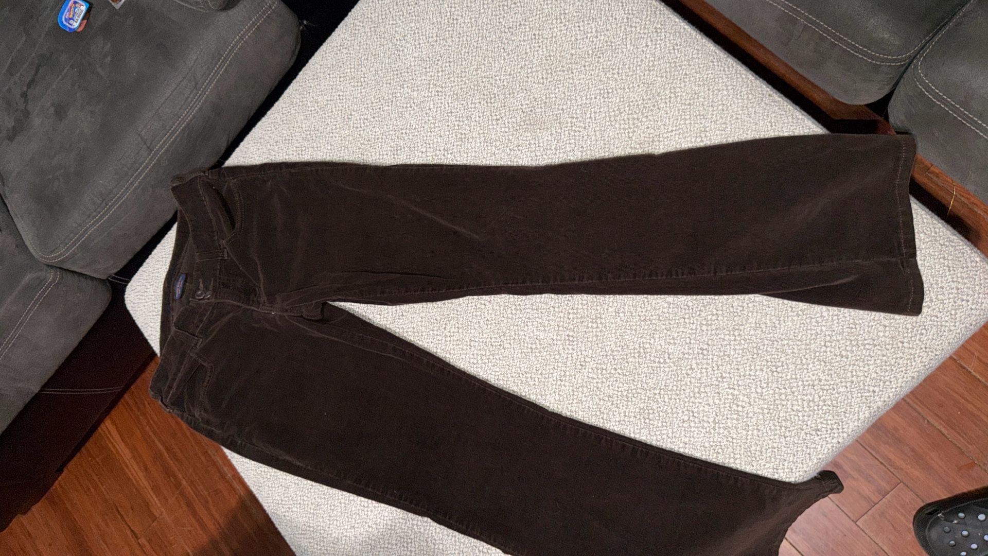 Woman’s Size 4 Corduroy Levi’s Pants 