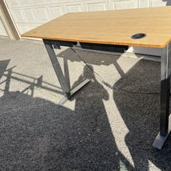 Jarvis Eletric Standing Desk