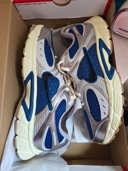 Nike v5 6.5y