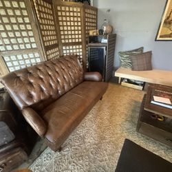 Loveseat Sofa 🛋️ 