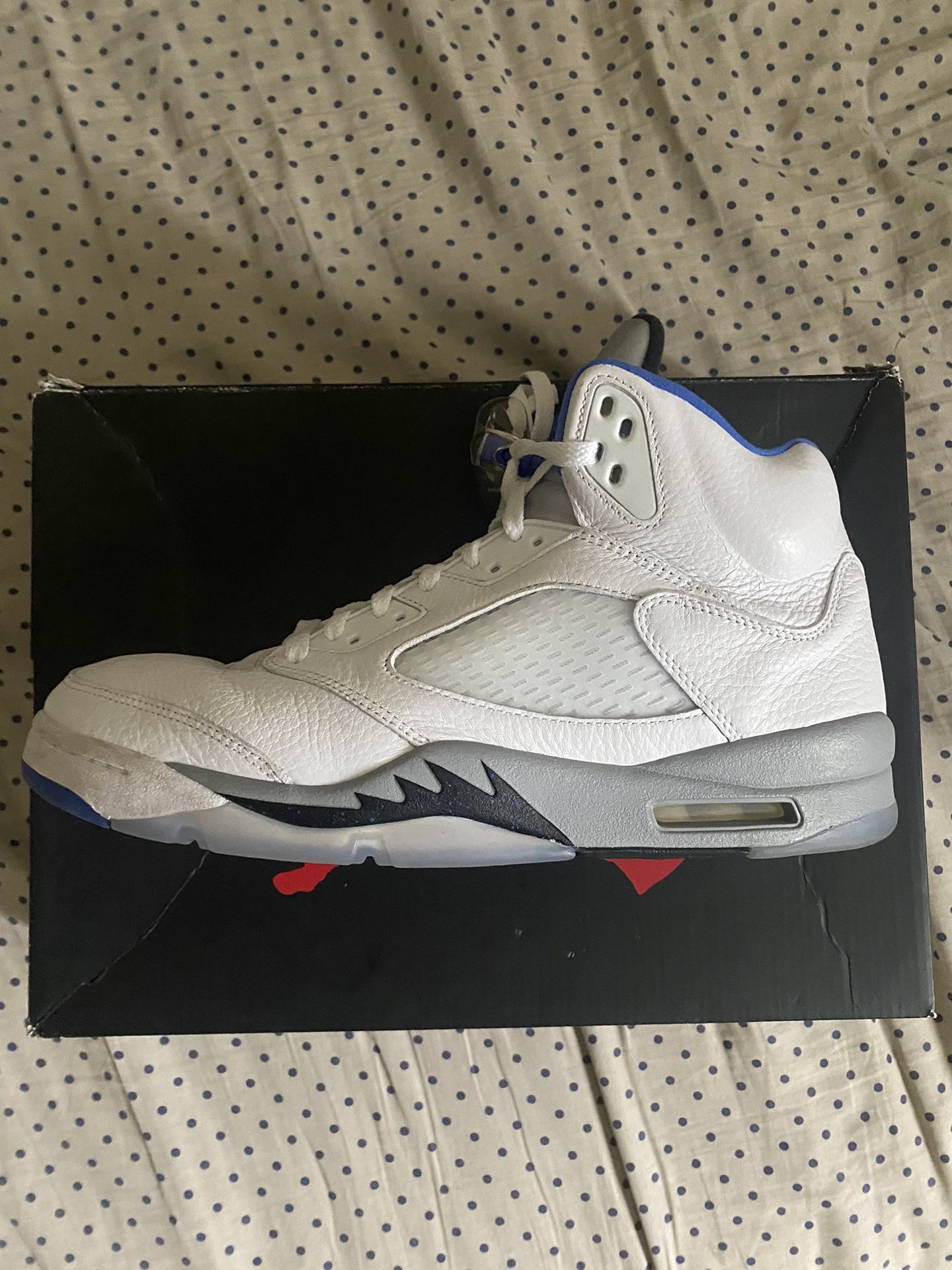 Jordan 5 Stealth White