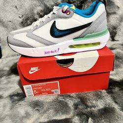 New Nike Air Max Dawn