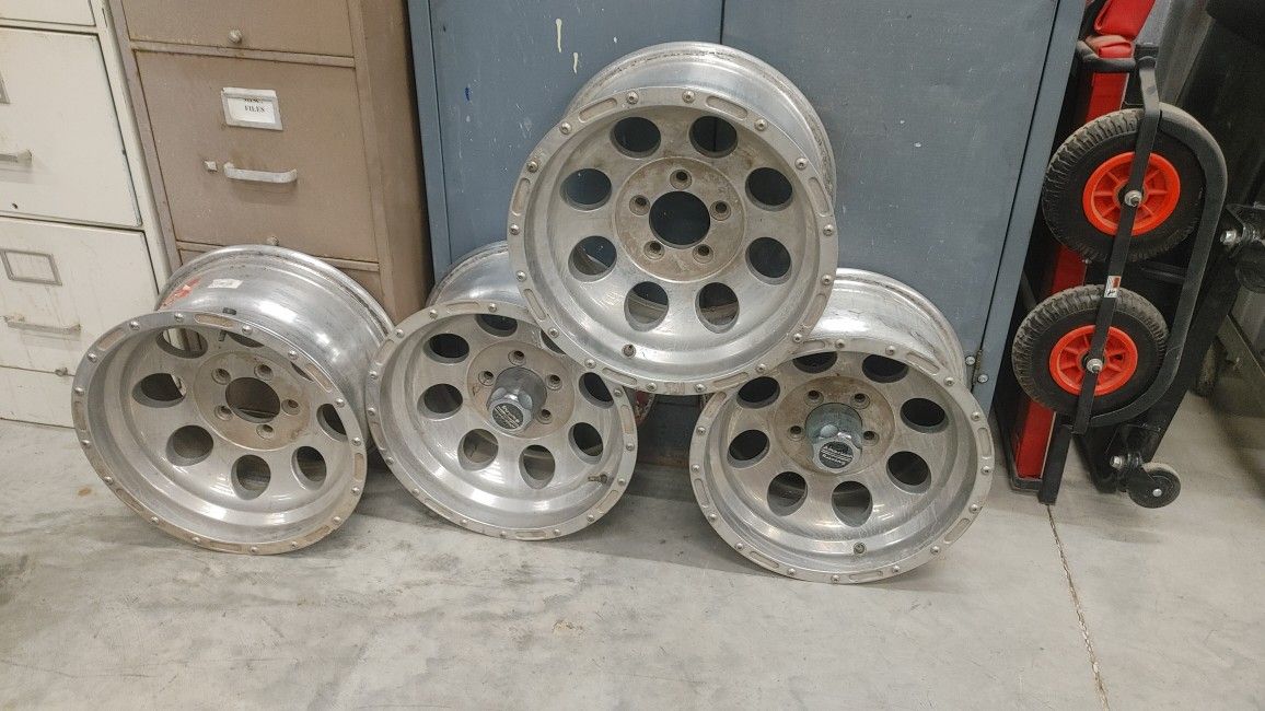 Pro comp Wheels 15x8 Jeep 5x4.5 Or 5x115.5 for Sale in Mesa, AZ - OfferUp
