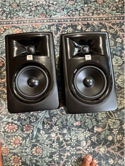 JBL Mkii 5” Pair w/ desk stands