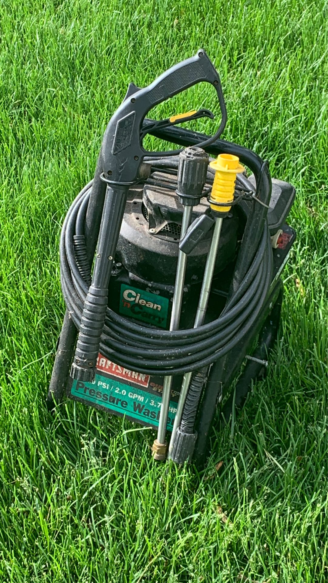 Craftsman clean and carry 2000 psi pressure washer