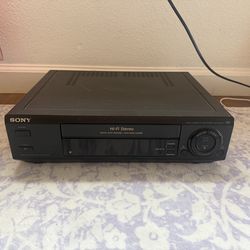 Sony SLV-675HF VHS VCR Hi-Fi Cassette Player Tested Working