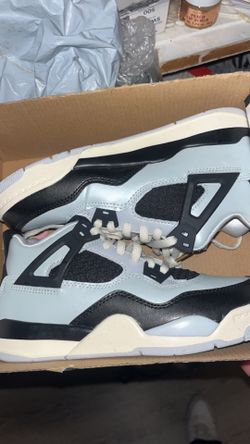Jordan’s 4 Size 2 Kids