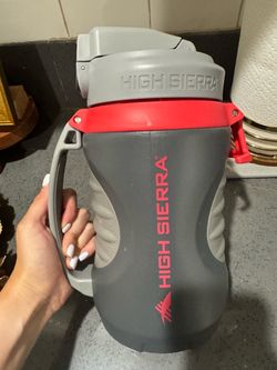 64oz water jug