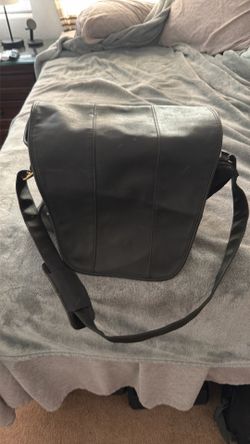 Women Pump carrying case