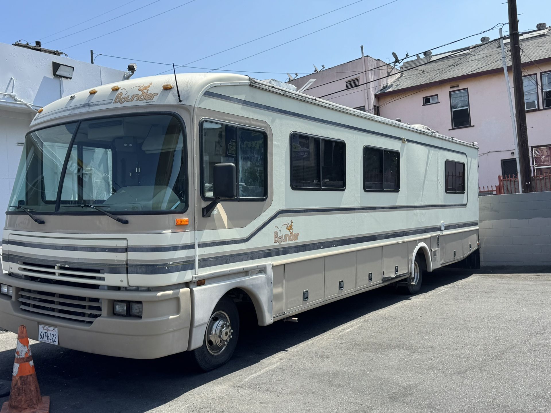 Motor home 1996