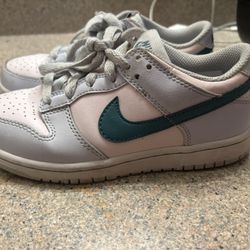 Girls Nike 