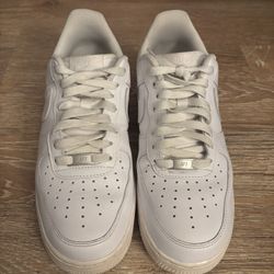 Air Force 1  Size 11 Women / Men 9.5 