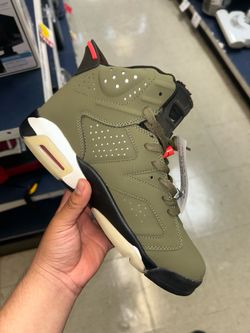 JORDAN - SZ 9.5
