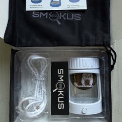 Smokus Focus Stash Illuminated Magnifying Display Jar White Rechargeable NIB