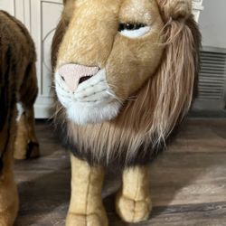 Giant Lion FAO Schwartz Long Standing 