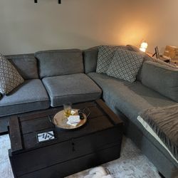 Jordan’s Furniture Large 2 Piece Sectional