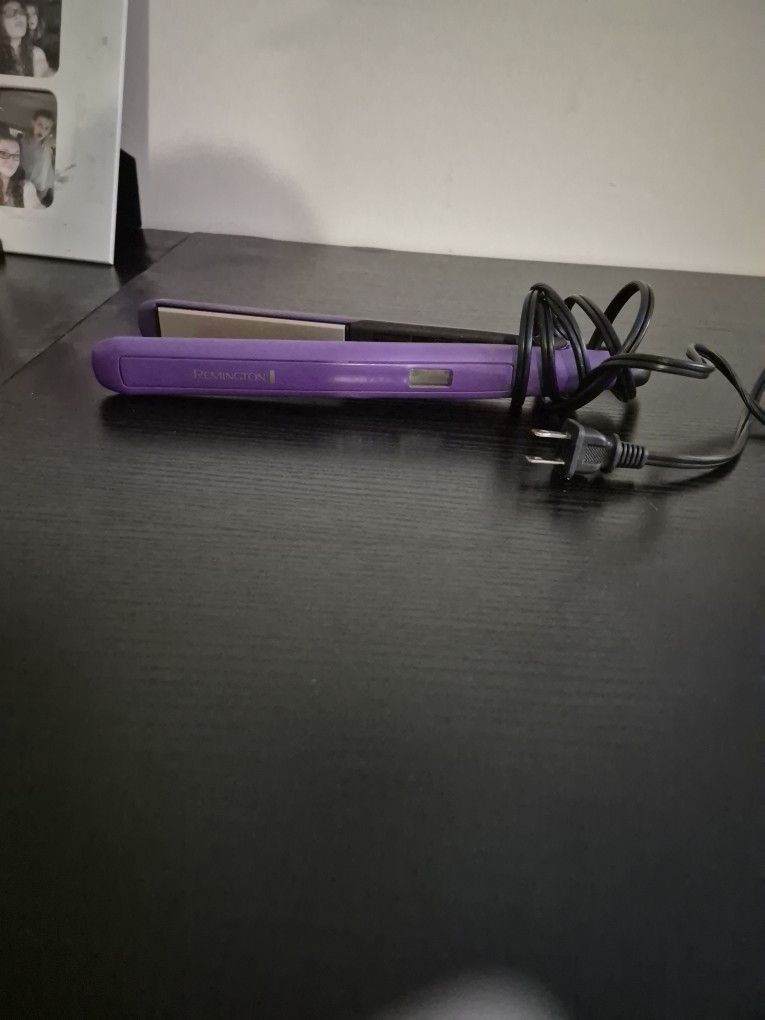 Remington Anti Static Hair Straightener