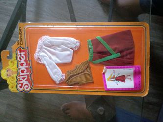 Skipper Barbie fashion collectible