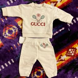 New GUCCI BABY sweatshirt & Pant Set Size 6/9 Months 