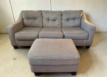 Sleeper Sofa with Ottoman š DELIVERY AVAILABLE