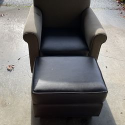 Chair Whit Ottoman