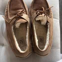 UGGs Men’s Slippers