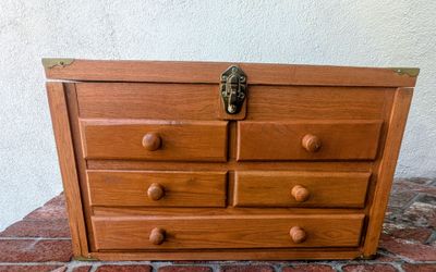 Vintage Wooden Machinist/Jewelry Box with Drawers