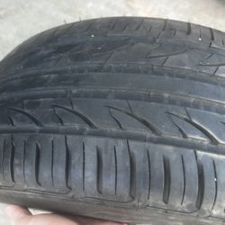 Lionhart 235 45 R 18 Used tire