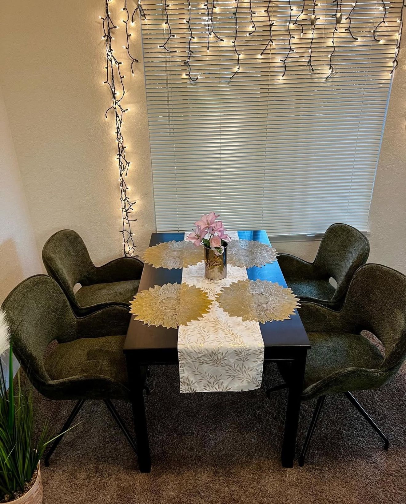 Moving IKEA Dining table. No Chairs