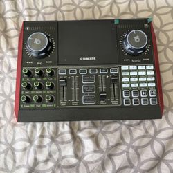 G10 Mixer (podcasting Mixing Board)