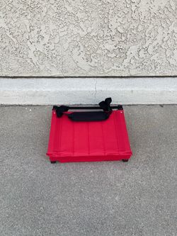 VIVOHOME Portable Stadium Seat for Bleachers with Back Support, Folding Bleacher Chair with Cup Holder and Shoulder Strap Red