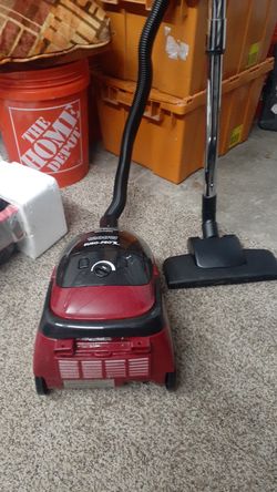 Deluxe portable wonder vaccum