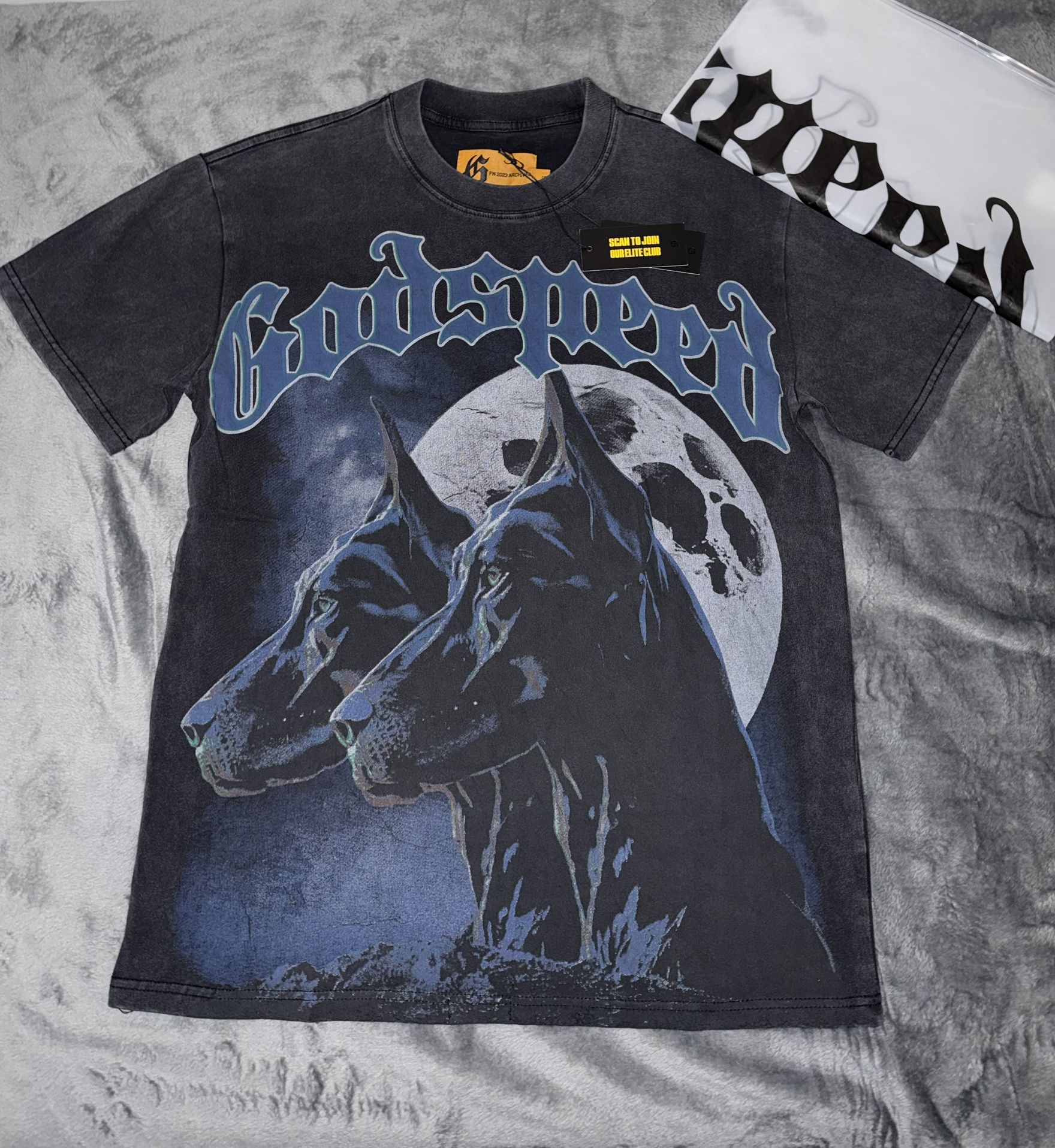 GODSPEED HOUNDS T SHIRT NEW!
