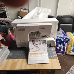Computerize Sewing Machine 