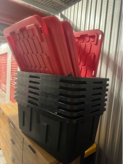7 Storage bins with lids