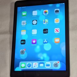 Very Nice Black APPLE iPad AIR 1 LOW PRICE 
32GB Storage - QUEENS PICK UP -