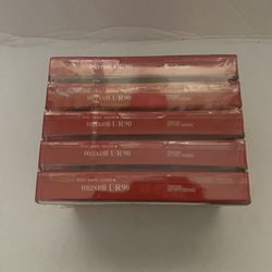 5 Maxell audio blank cassette 
