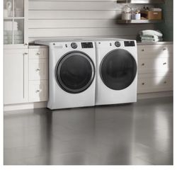 NEW GE 5.0 cu ft WASHER and GAS DRYER STEAM NEW NEVER USED 🤗 SOLD AS A PAIR ONLY. MUST SELL