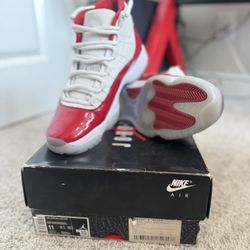 Jordan 11 Cherry Size 11