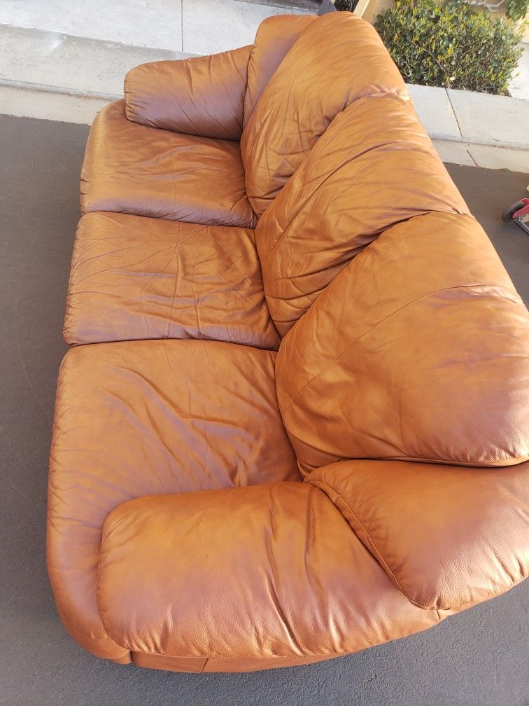 Italian Leather Sofa Bed Cal.
