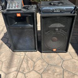 DJ Equipment 
